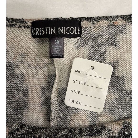 Kristin Nicole Geometric Patterned Semi Sheer Knit Blouse Size 3X NEW - Picture 3 of 3
